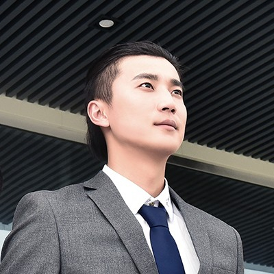 用豪邦發(fā)動(dòng)機(jī)潤(rùn)滑油后，我的汽車(chē)引擎潔凈如新